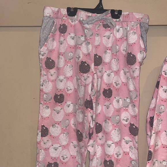 Munki Munki sheep themed pink and grey pajama set, flannel size Med / Large - Picture 6 of 11